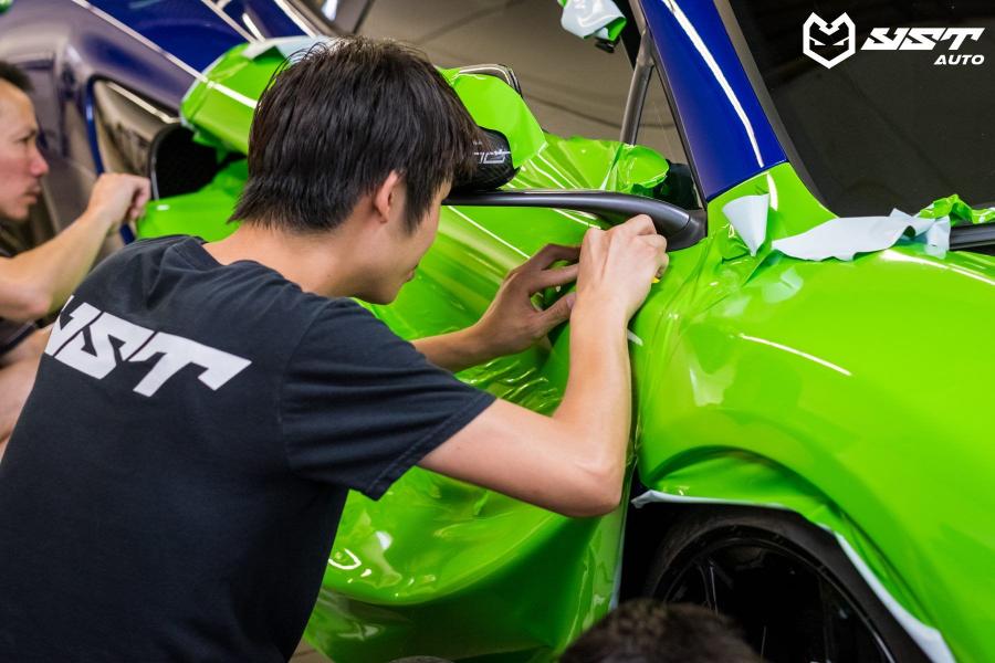 Детали создания McLaren 650S Grass Green Wrap by YST Auto 2018 года  (фото 5 из 9)